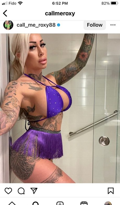 big-tits-blonde-roxy