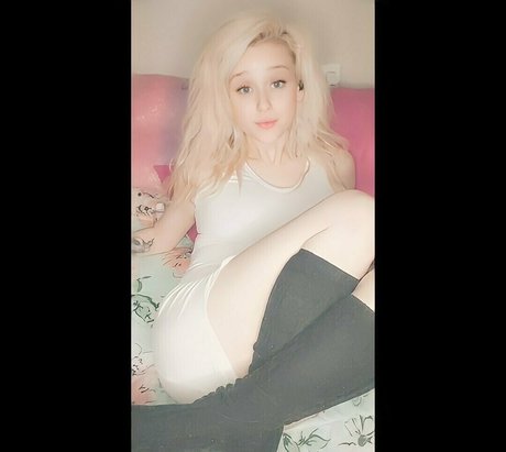 blondieee1-0