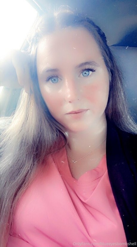 blueeyesbombshell