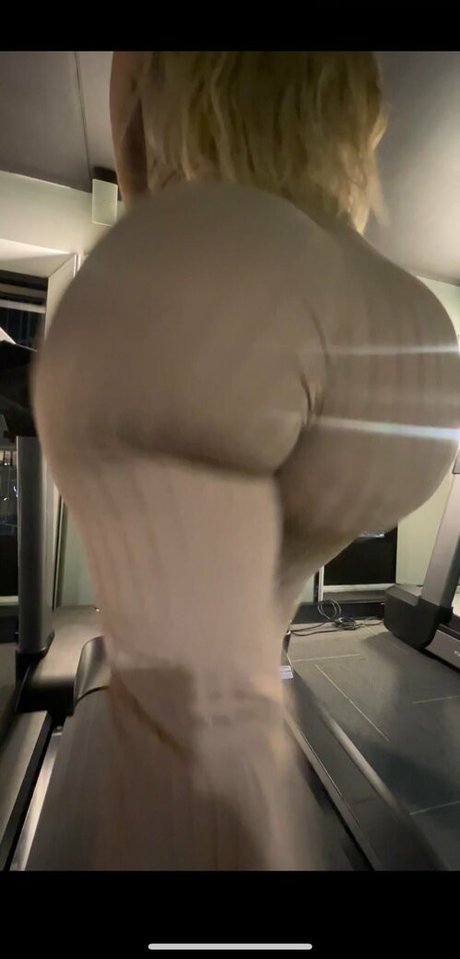 bootybyshelll