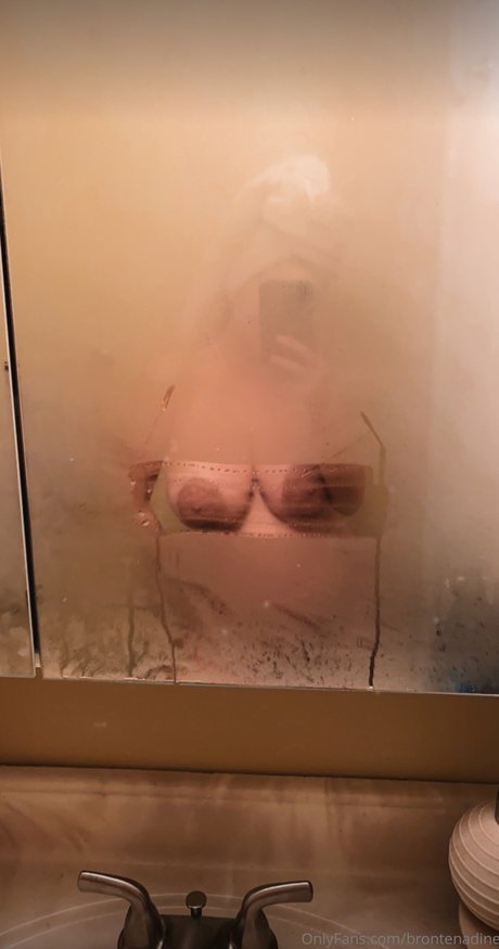 bronte-keznor-brontenadine-4