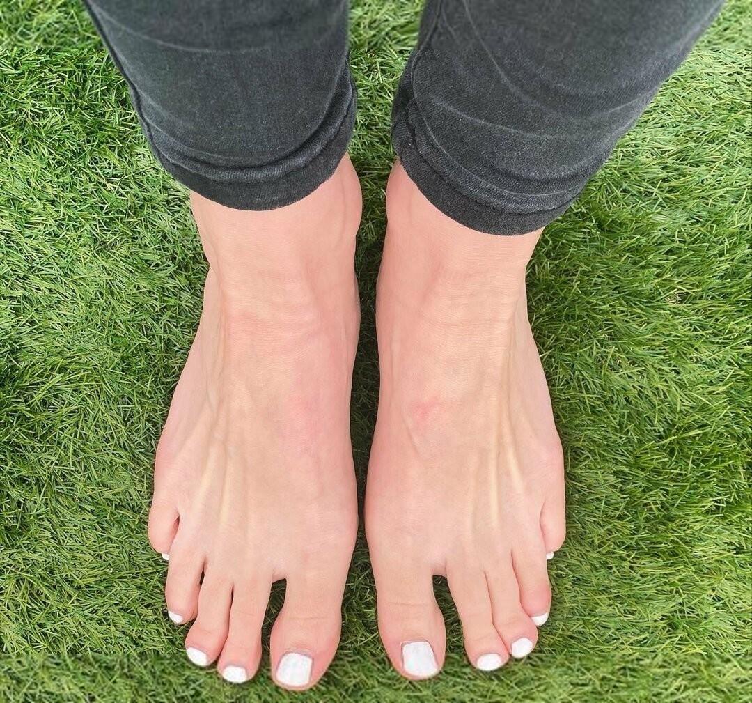 callyfeet33