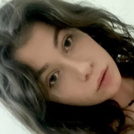cansu-akal-1