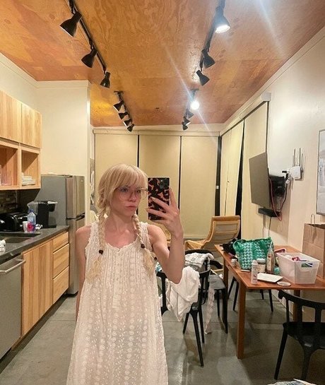 carly-rae-jepsen-1