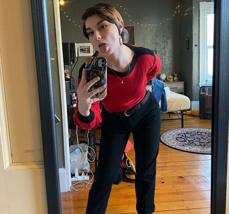 casey-lee-williams-1