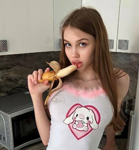 chloe-ira-1