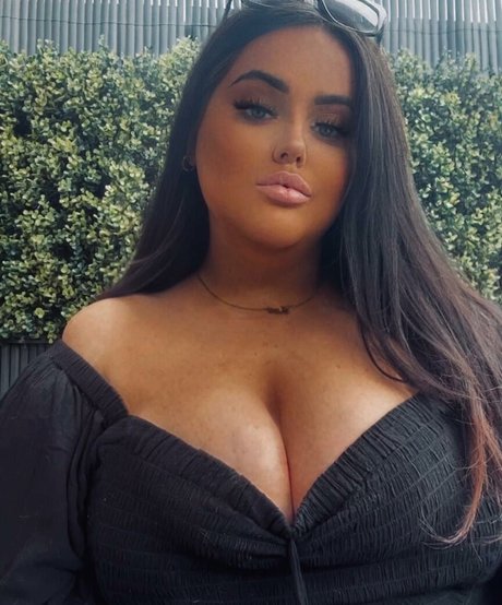 chloe-jade