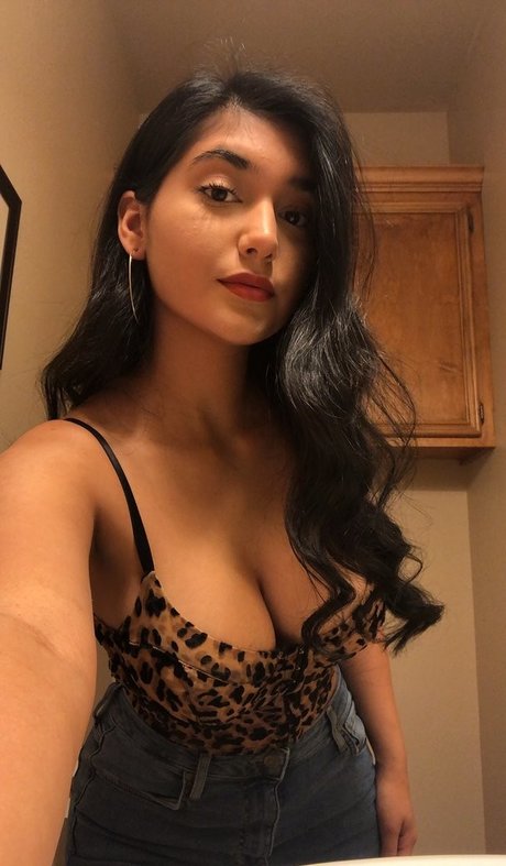 chloe-medina-1