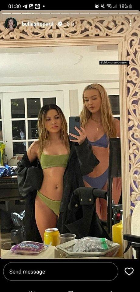 chloe-rose-robertson-1