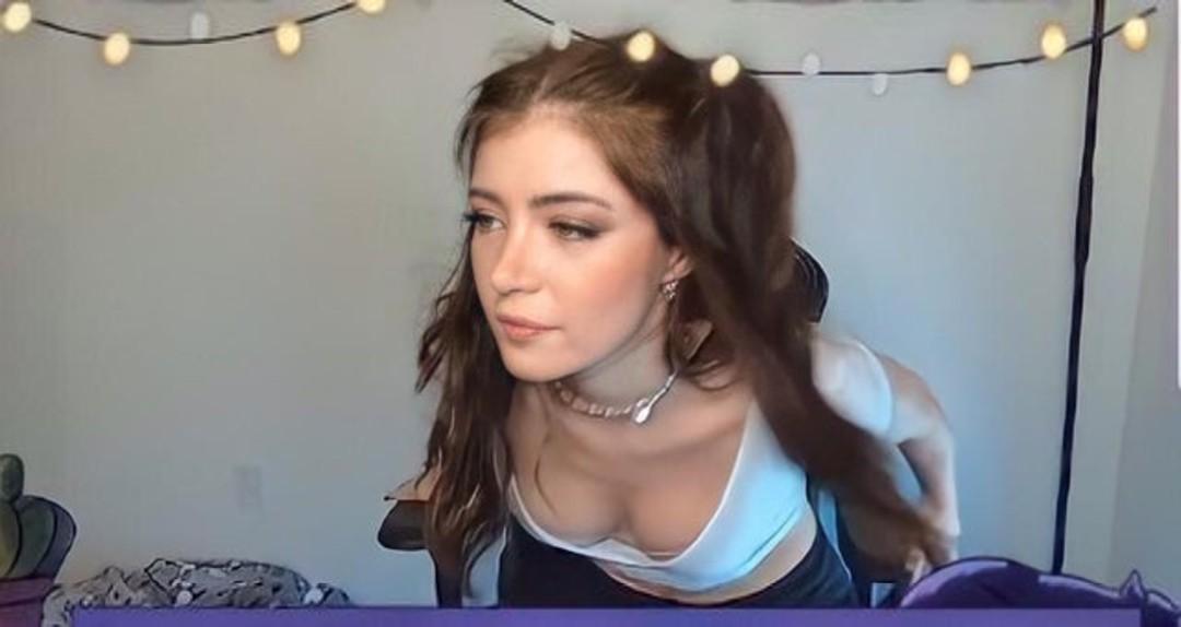 chrissy-costanza