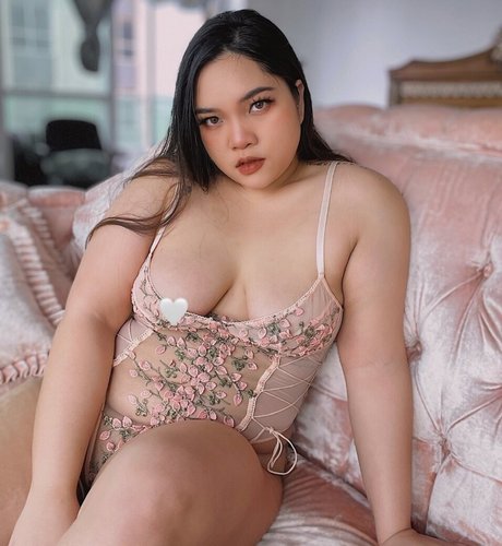 chubbypreeya-1