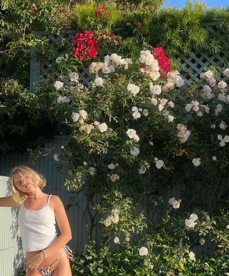 claire-rosinkranz