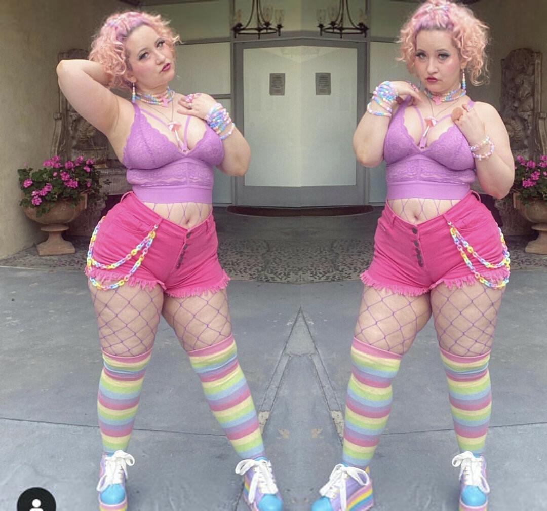 cokebottle-thunderthighs