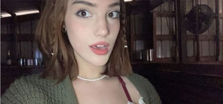corrina-rhys
