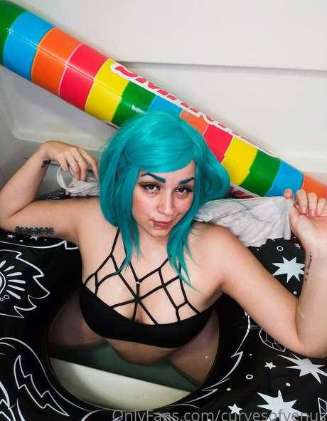 curvesofvenus-1