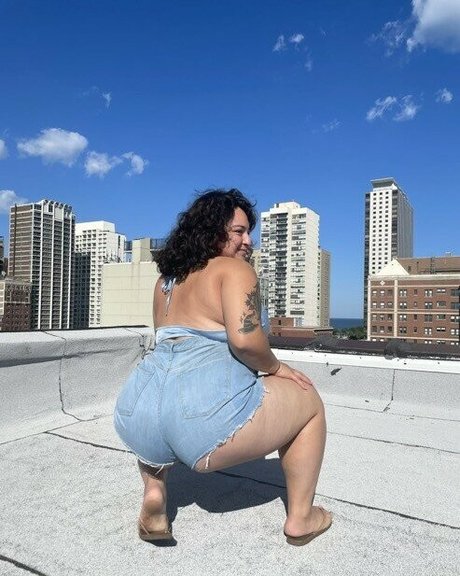 curvygirlynat-1