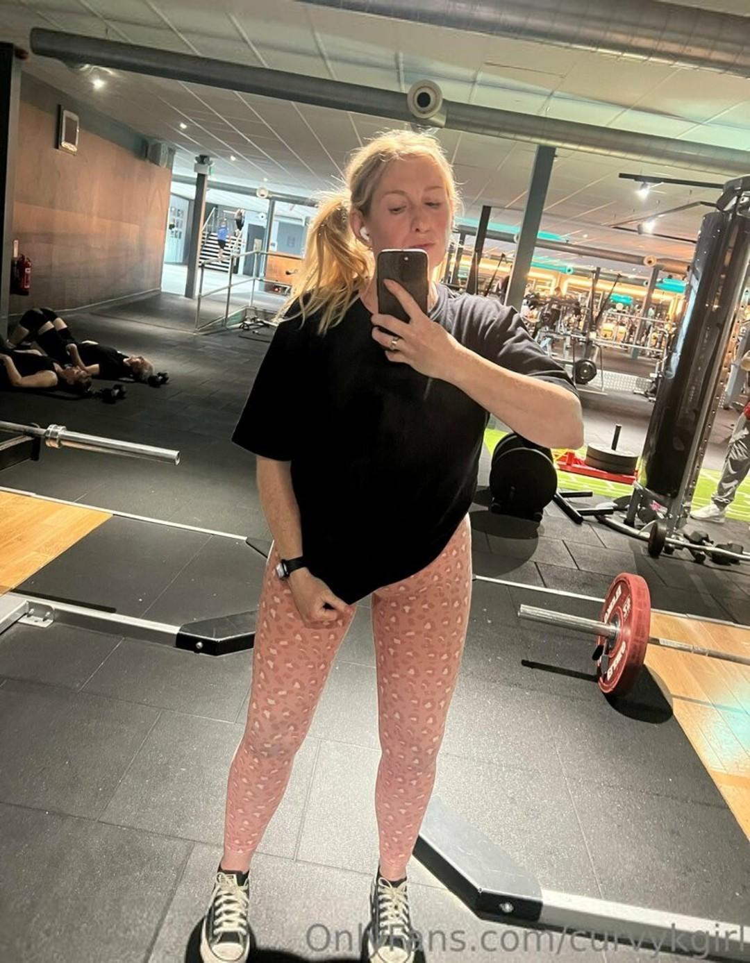 curvykgirl-1