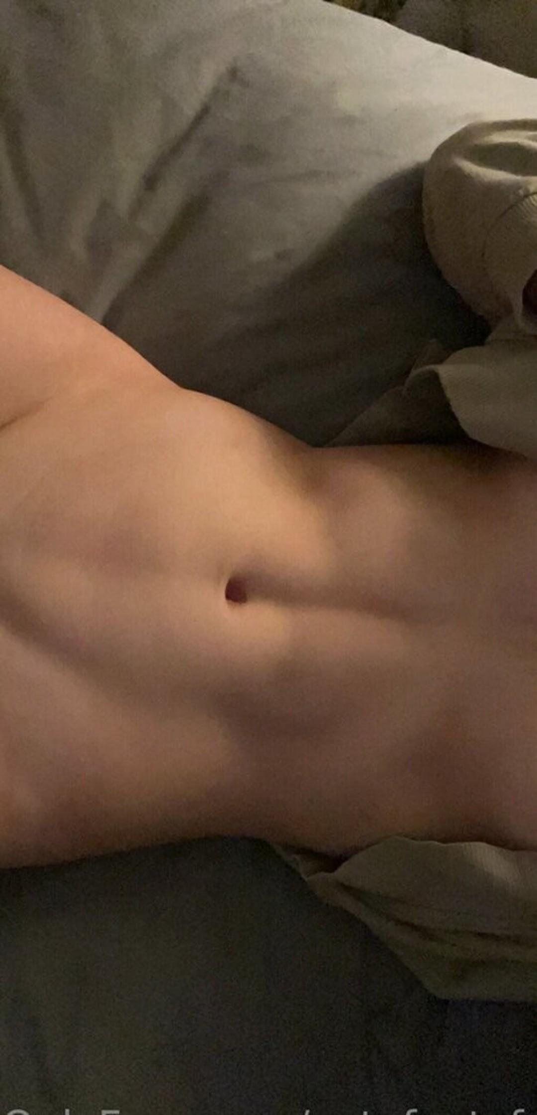 cutefeetyfeet