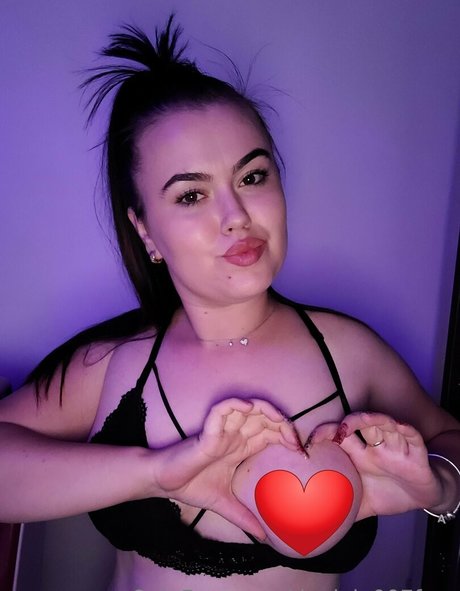 daniela007free-1