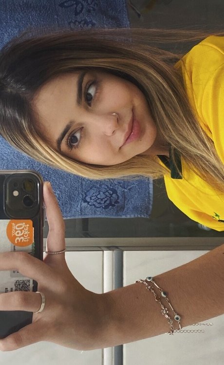 daniella-chechia