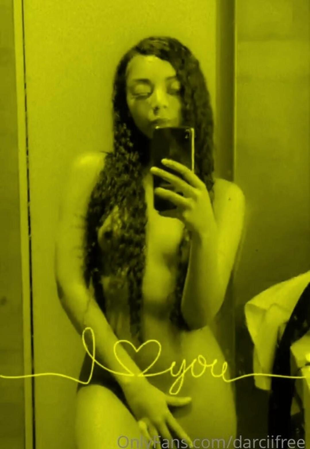darciisworld-1