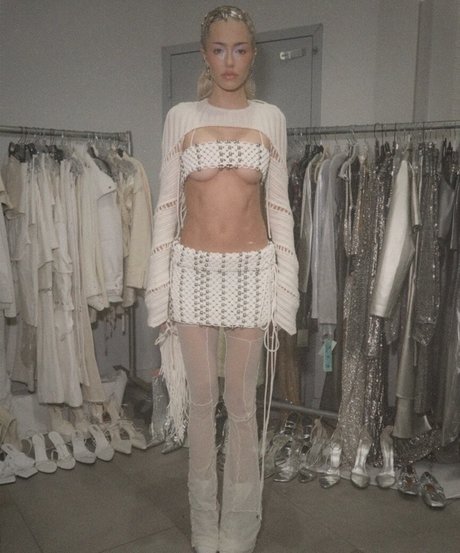 delilah-belle-hamlin-1