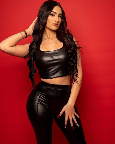 diana-malchanovich-xvx-dianaa