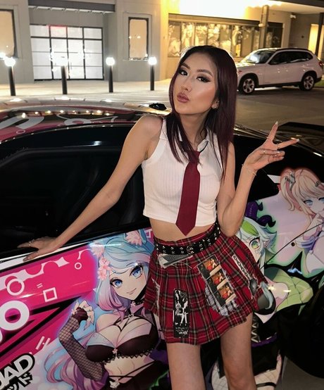 dj-camgirl-1