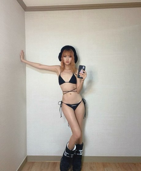 dj-camgirl-1