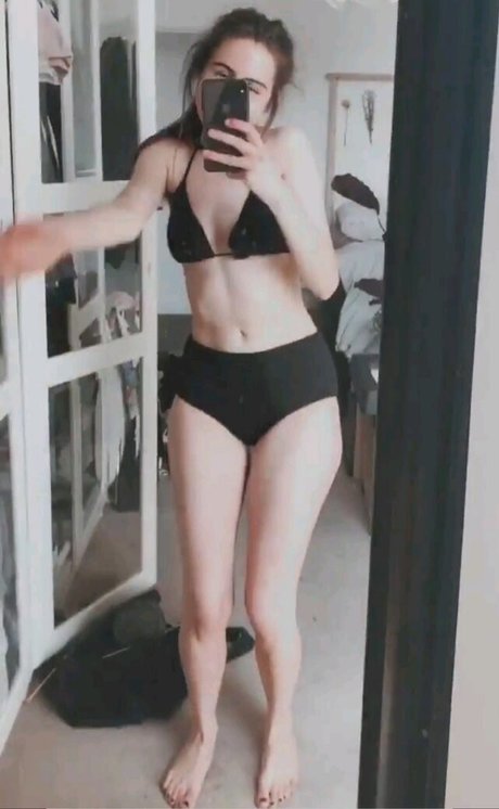 dodie-clark