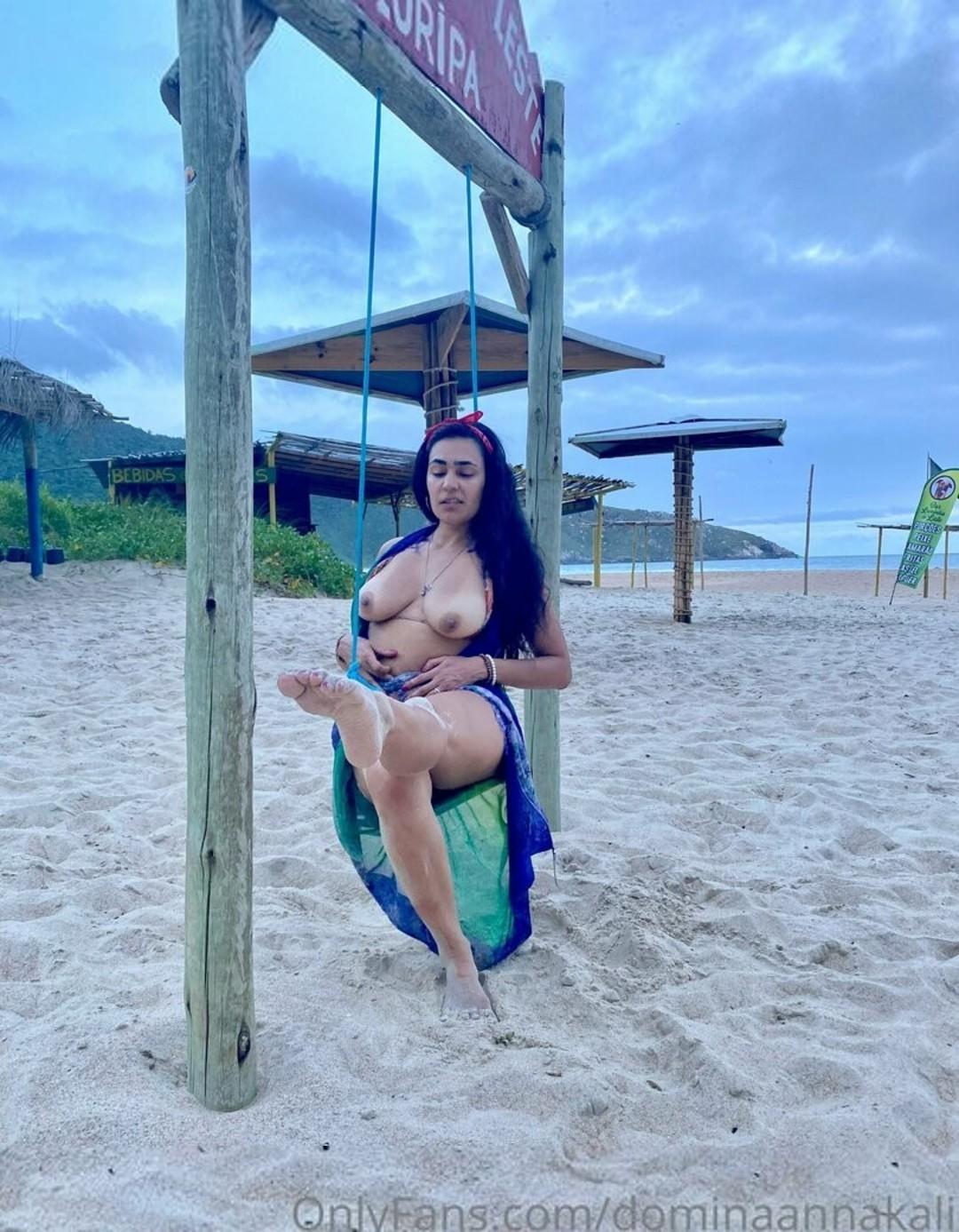dominaannakali-1