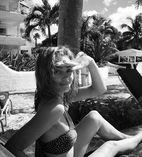 ella-purnell-2