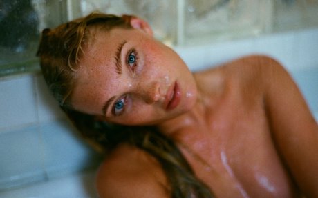 elsa-hosk-2