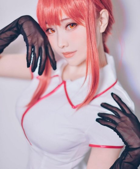 ely-cosplay