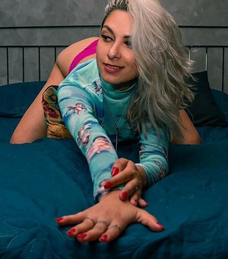 emilia-kira-1