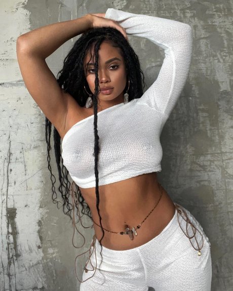 essence-tatiana-essencetatiana