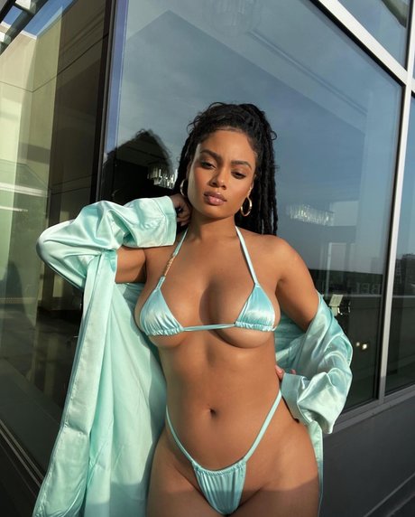 essence-tatiana-essencetatiana