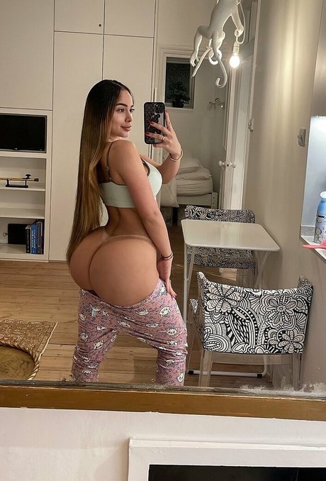 ester-ana-3