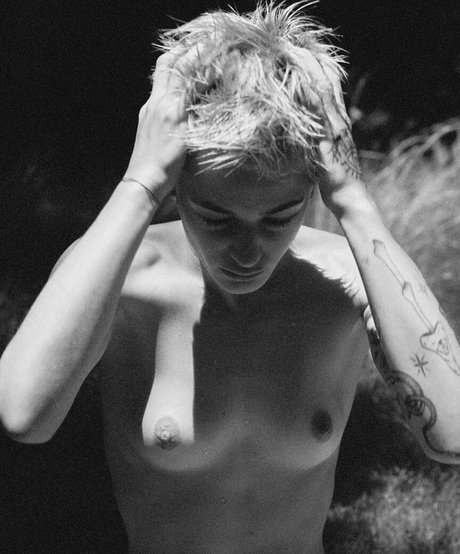 esther-rose-mcgregor-1