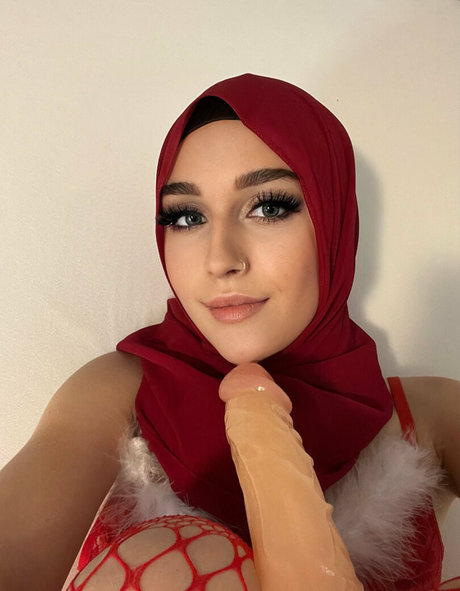fareeha-bakir-free