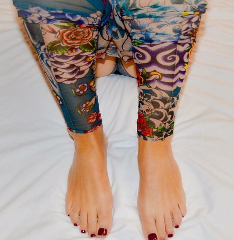 feetandmore66-1