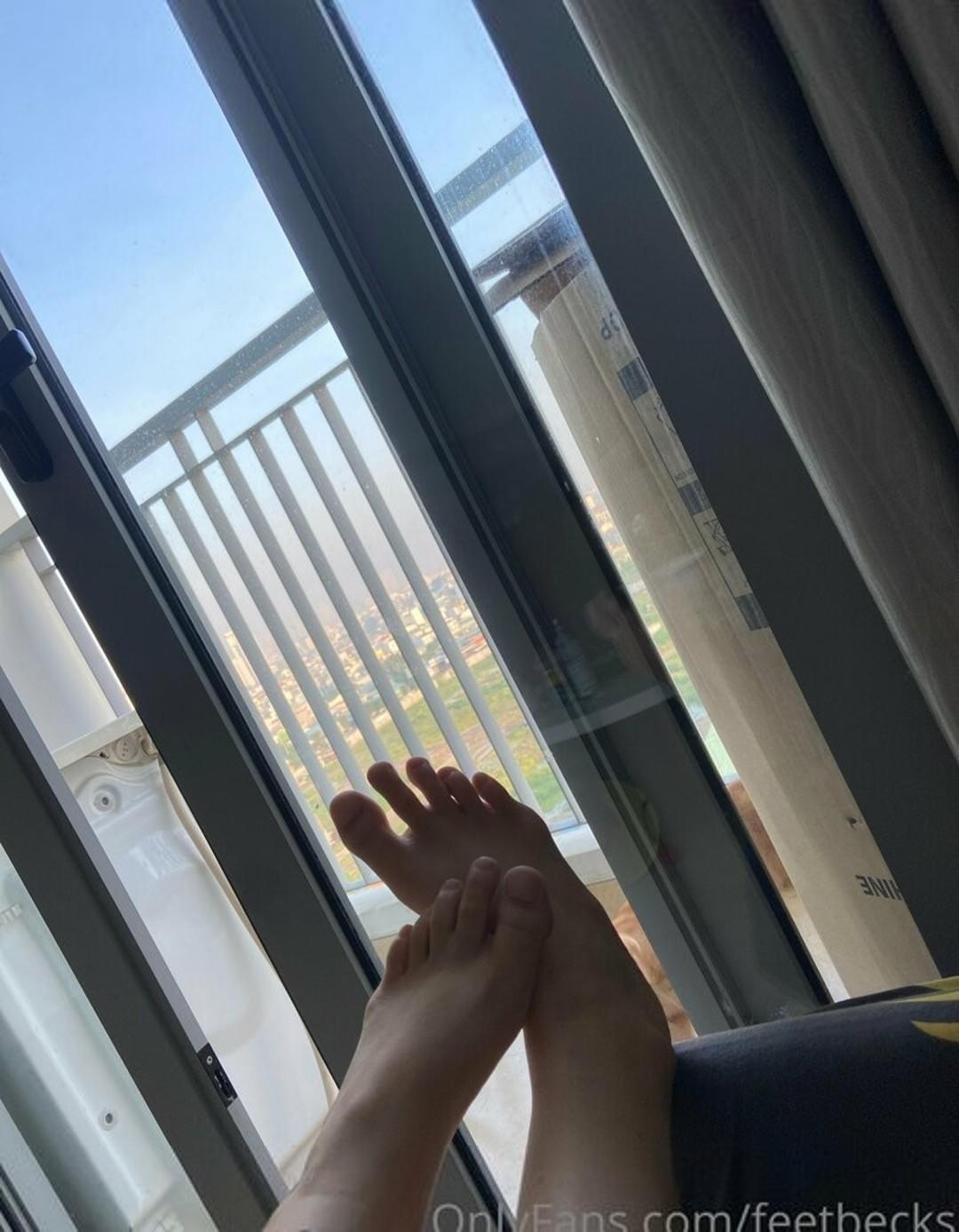feetbecks-1