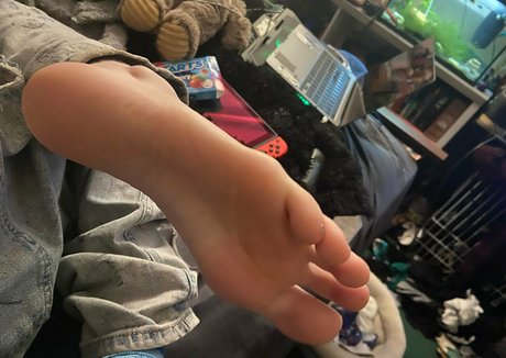 feetiecutieee