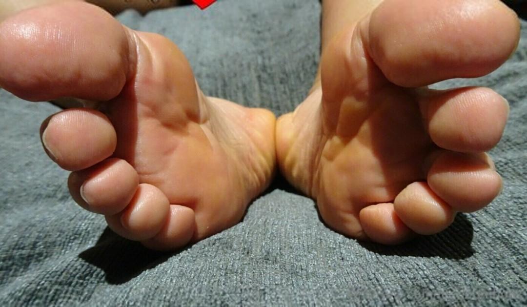 feetintentions