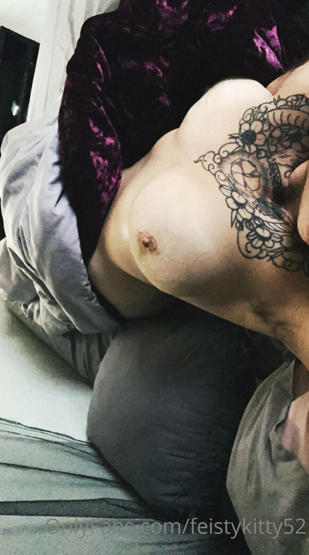feistykitty52