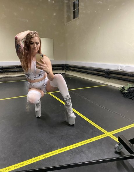 femmefataleairsoft-1