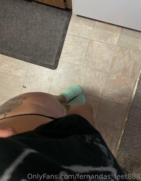 fernandas-feet888