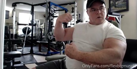 flexbigmuscle-1