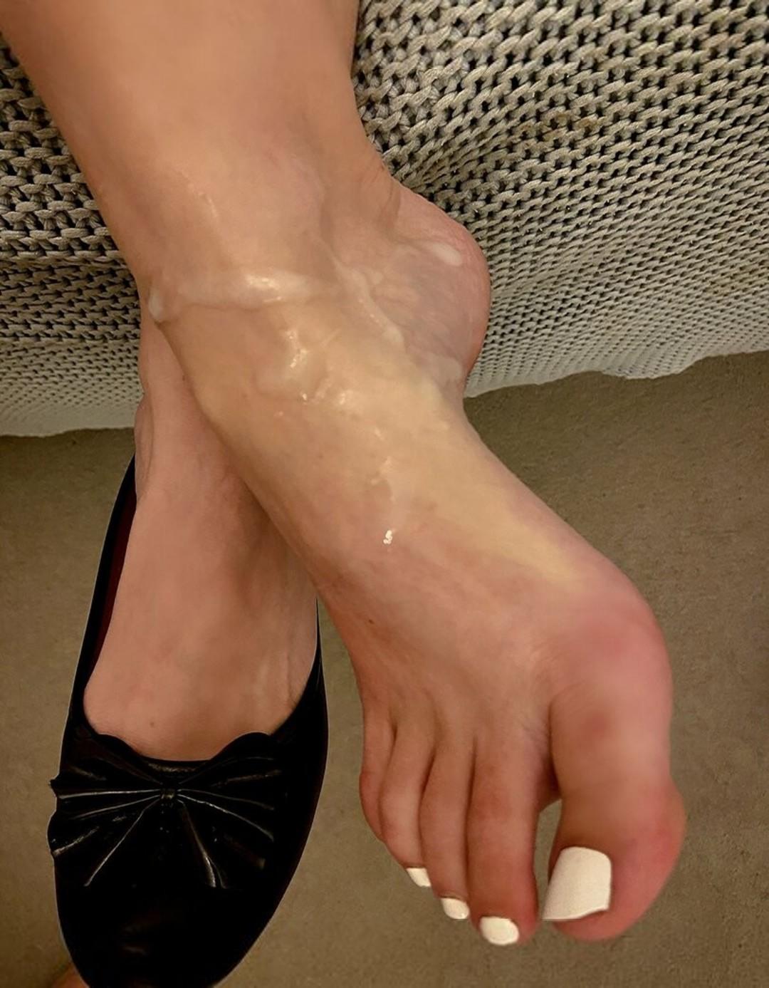 footjobsandfeet