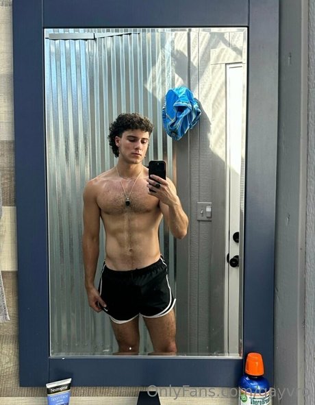 gayvro-1